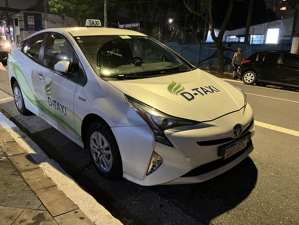 QGP3D74, Toyota Prius 4th gen (ZVW50), 2015–2019