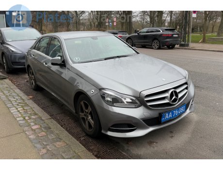 AA 76081, Mercedes-Benz E-Klasse