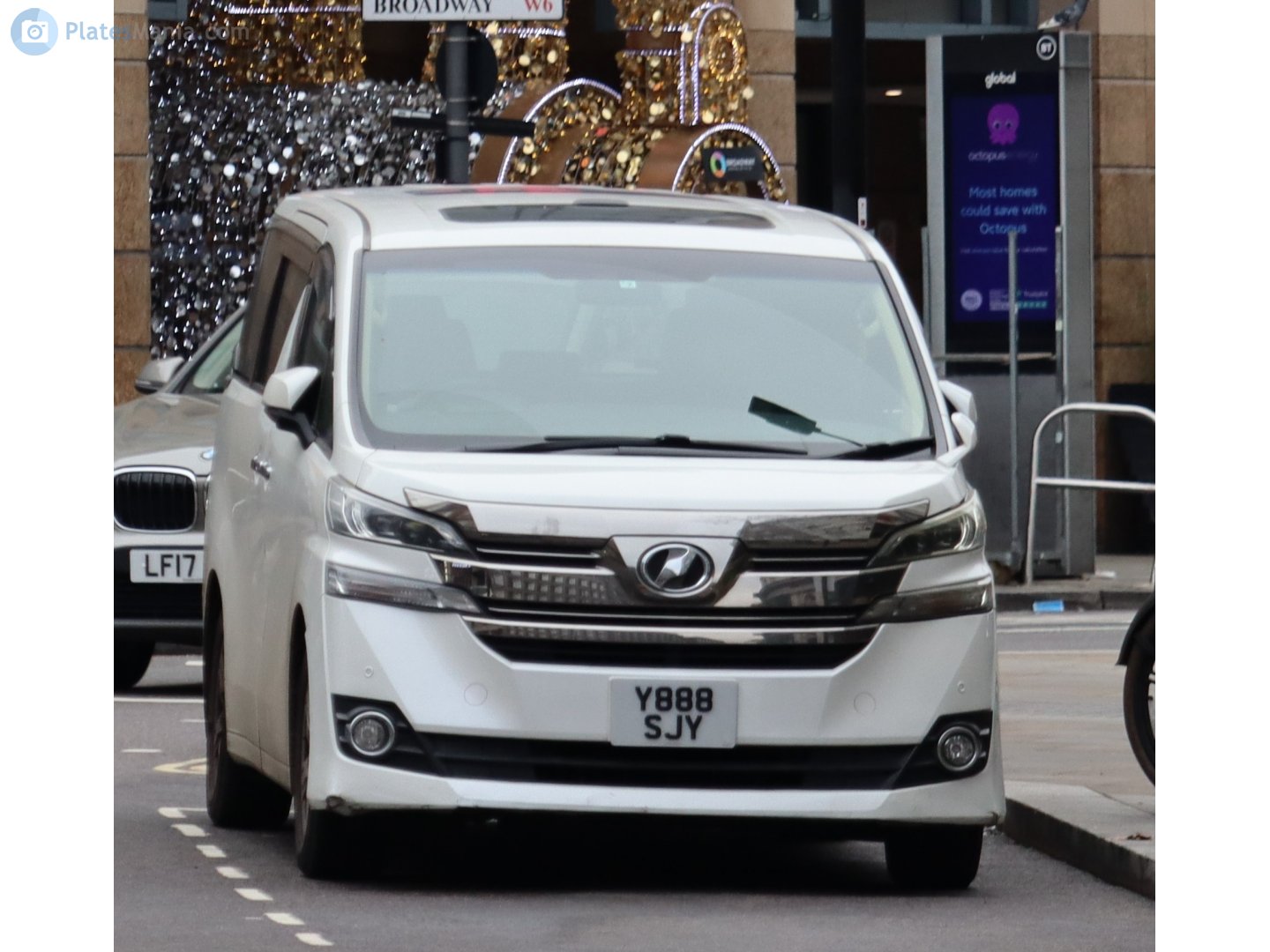 Y888SJY, Toyota Vellfire 2nd gen (AH30), 2015–2023