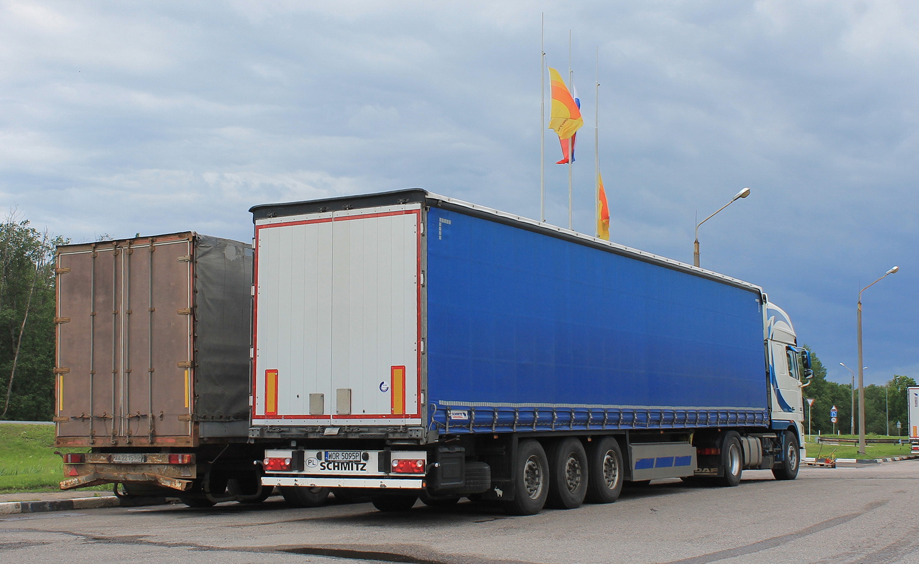 WOR 5095P, Schmitz SCS 