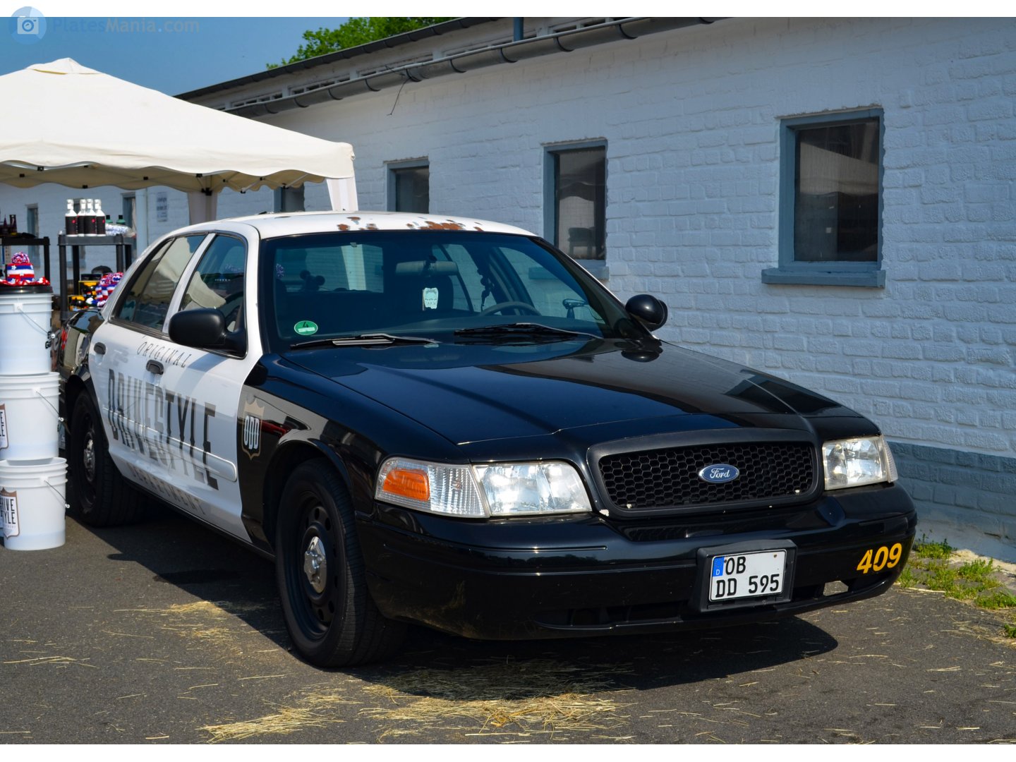 OB DD 595, Ford Crown Victoria 2nd gen (EN114), 1997–2012
