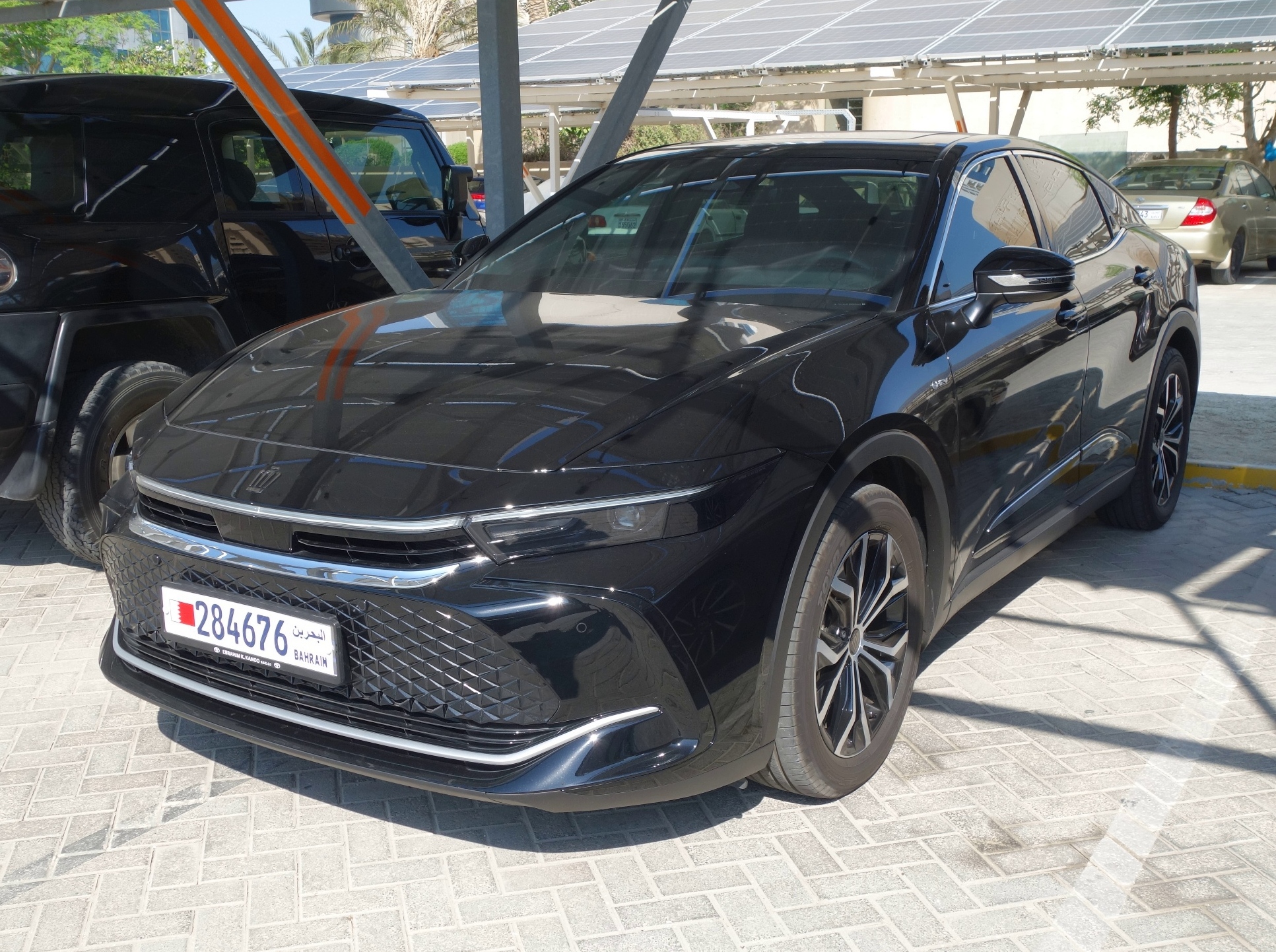 284676, Toyota Crown 16th gen Crossover (S235), 2022–