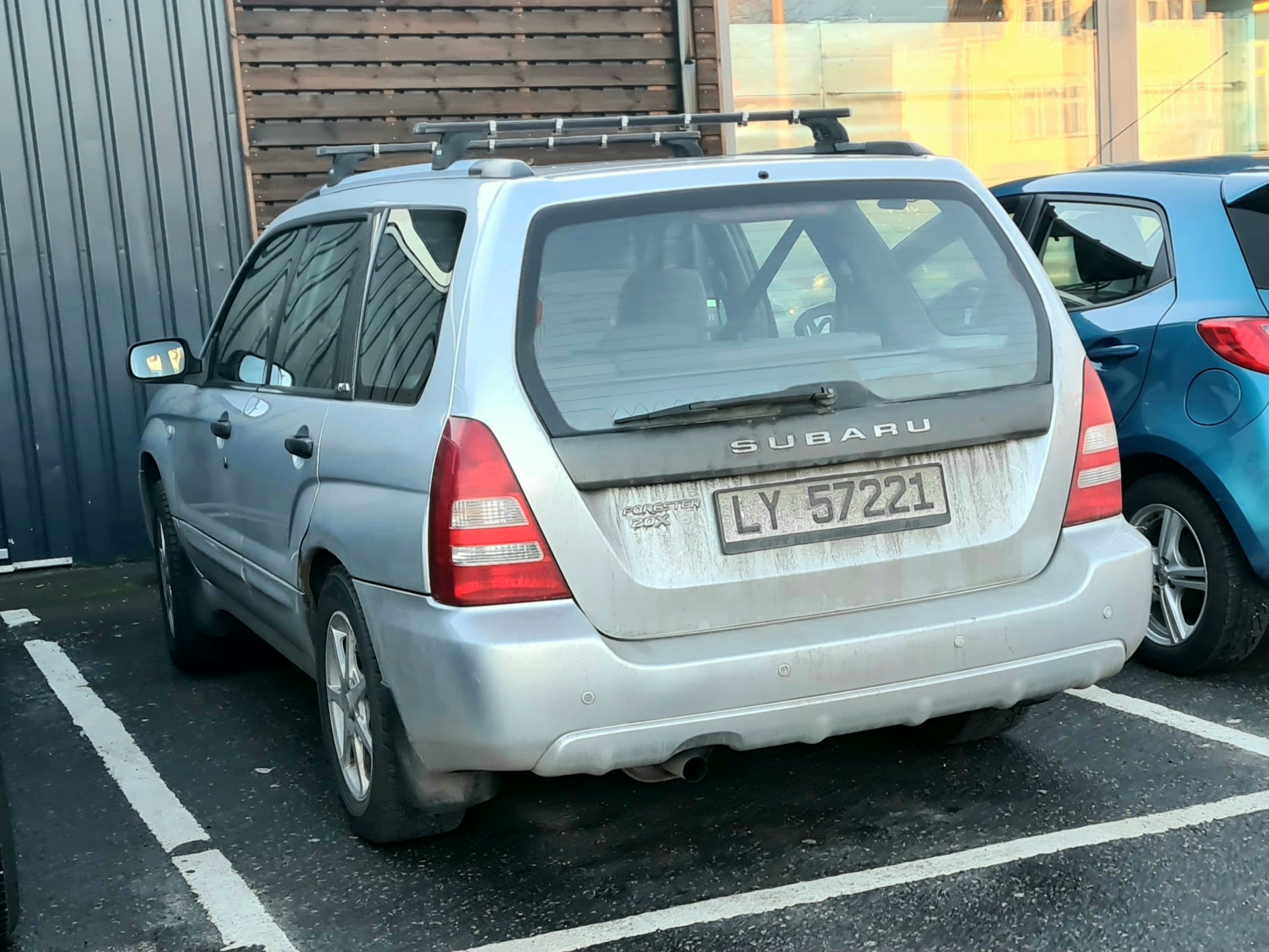 LY 57221, Subaru Forester 2nd gen (SG), 2002–2005