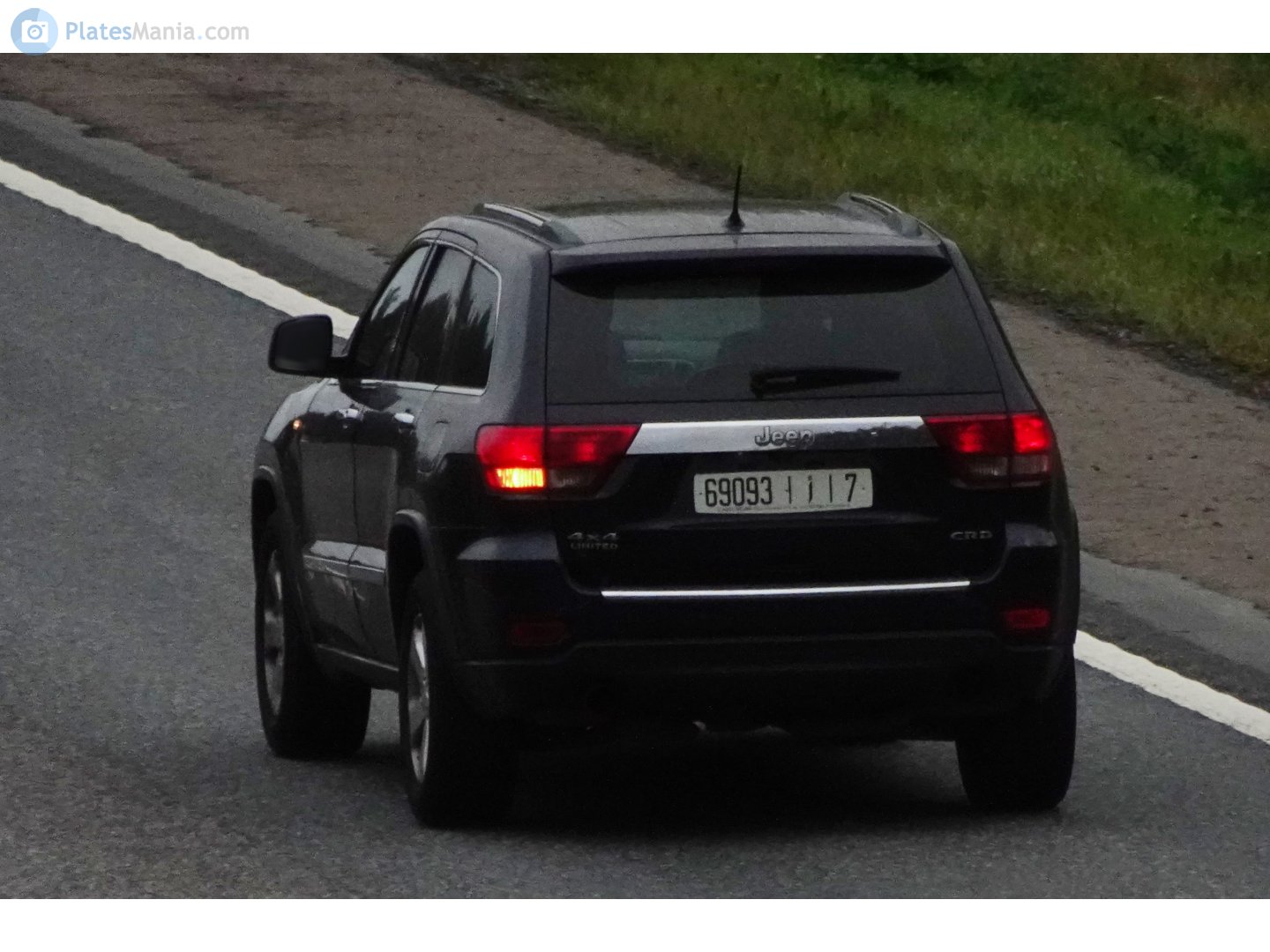 69093|أ|7, Jeep Grand Cherokee 4th gen (WK2), 2010–2013