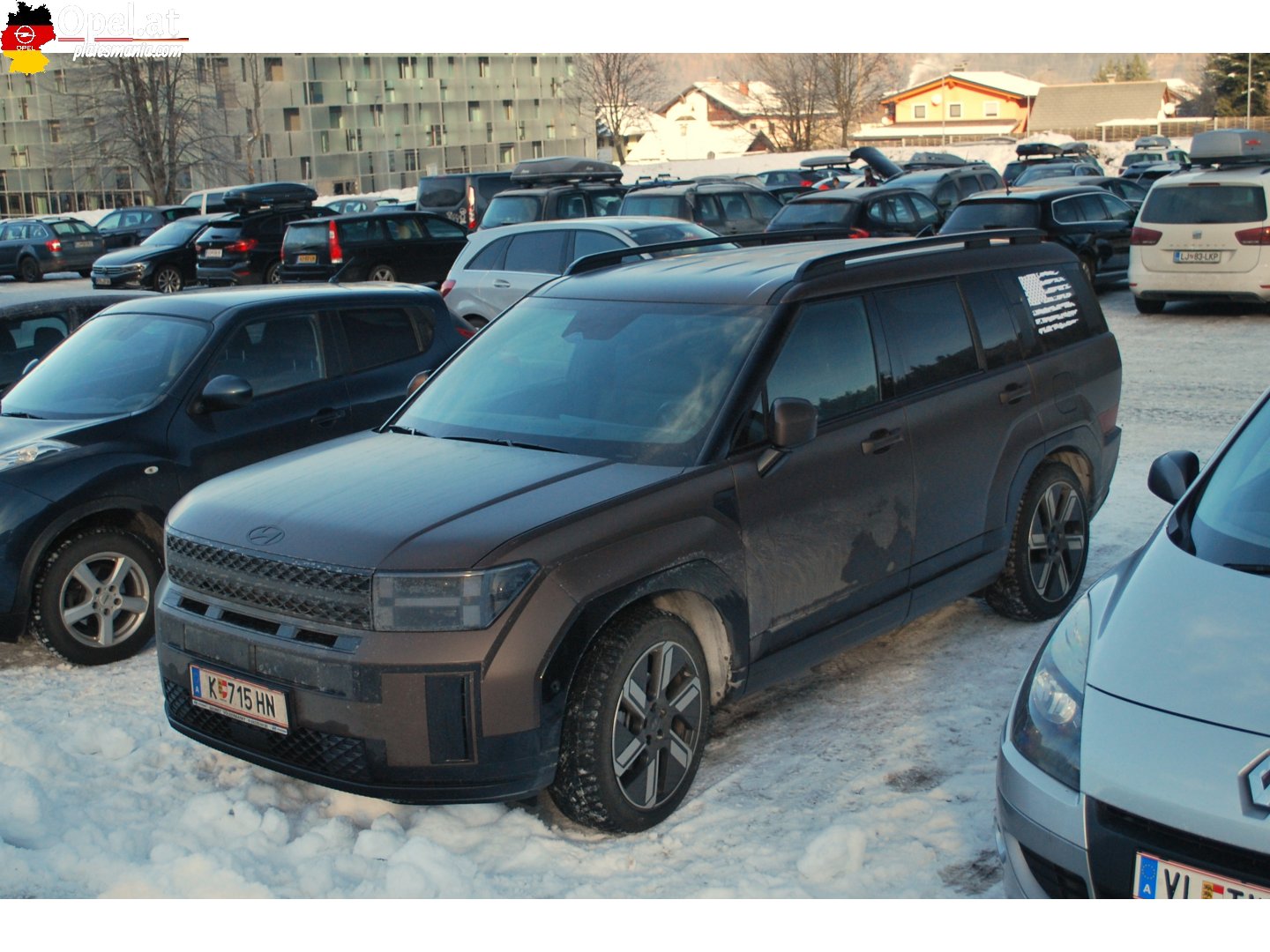 K 715 HN, Hyundai Santa Fe 5th gen (MX5), 2023–