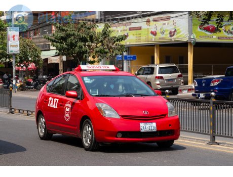 2AA-2236, Toyota Prius