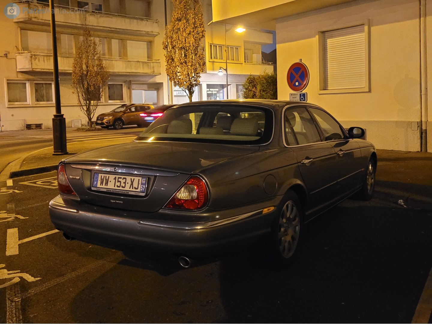 WW-153-XJ, Jaguar XJ 5th gen (X350/X356/X358), 2003–2009