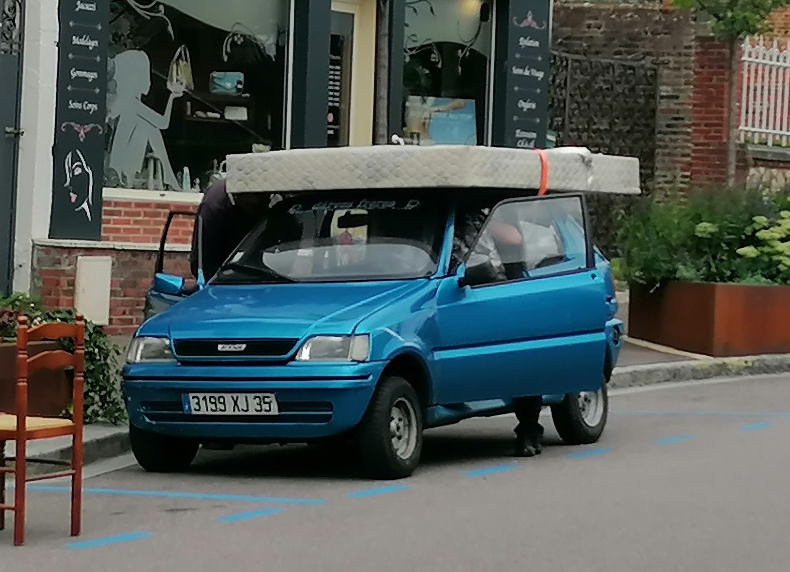 3199 XJ 35, Aixam A550 