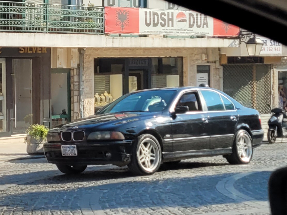 DUS-5365, BMW 5 Series 4th gen Sedan (E39), 1995–2003