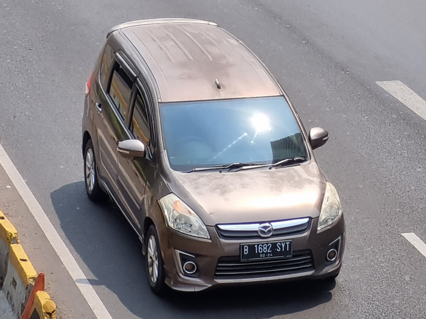 B 1682 SYT, Mazda VX-1 1st gen (ZE; ID-market), 2013–2018