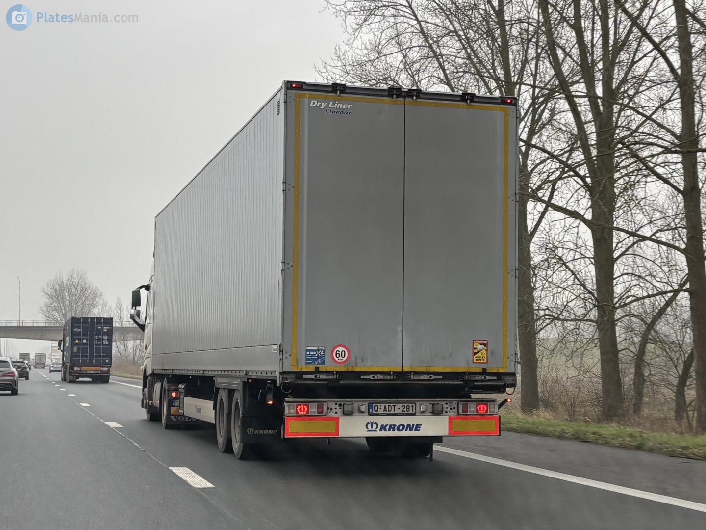 Q-ADT-281, Krone Dry Liner 