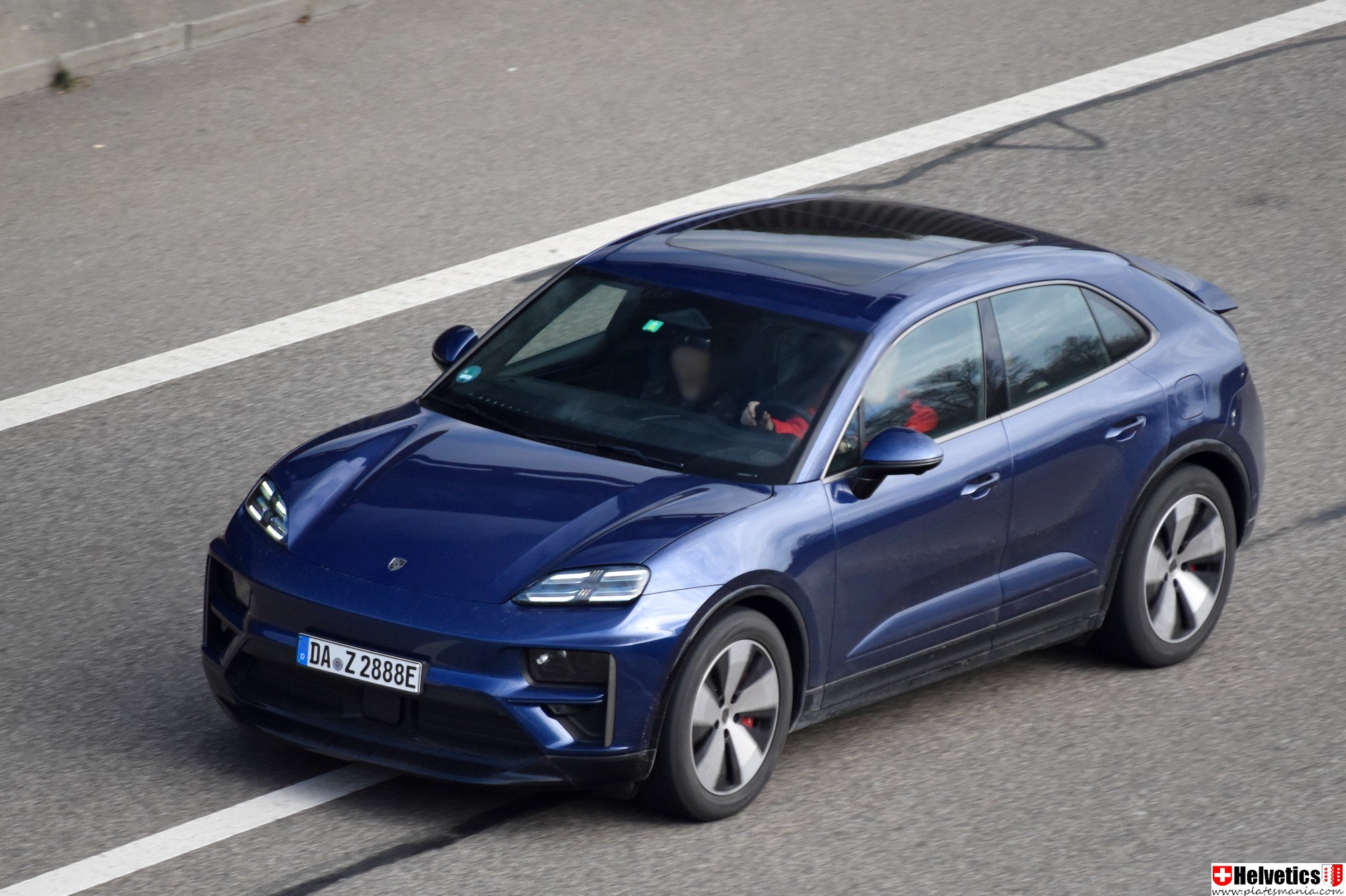 DA Z 2888 E, Porsche Macan 2nd gen EV (XAB), 2024–