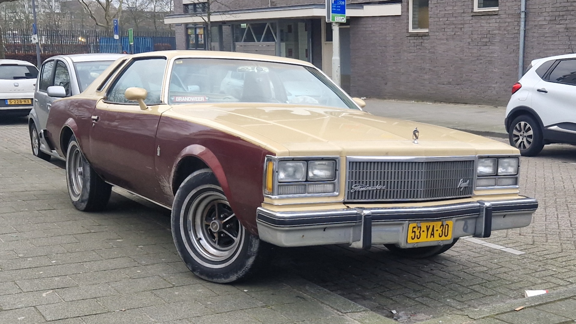53-YA-30, Buick Regal 1st gen Coupé (57; A-body), 1975–1977