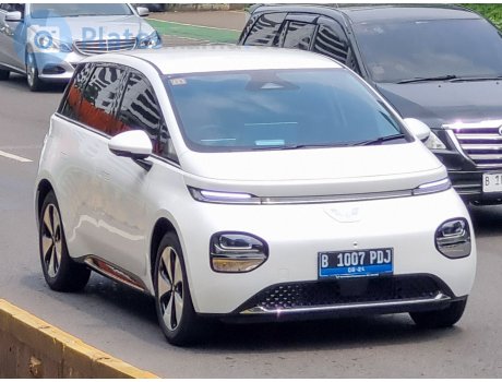 B 1007 PDJ, Wuling Cloud