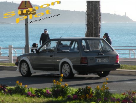 W-005-LN, Ford Escort