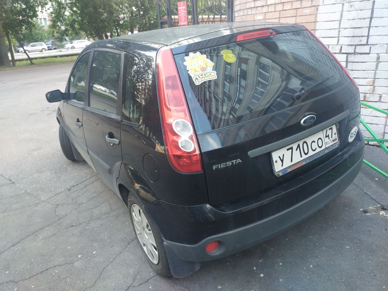у 710 со 47, Ford Fiesta 5th gen 5-door Hatch (B256), 1st facelift, 2005–2008