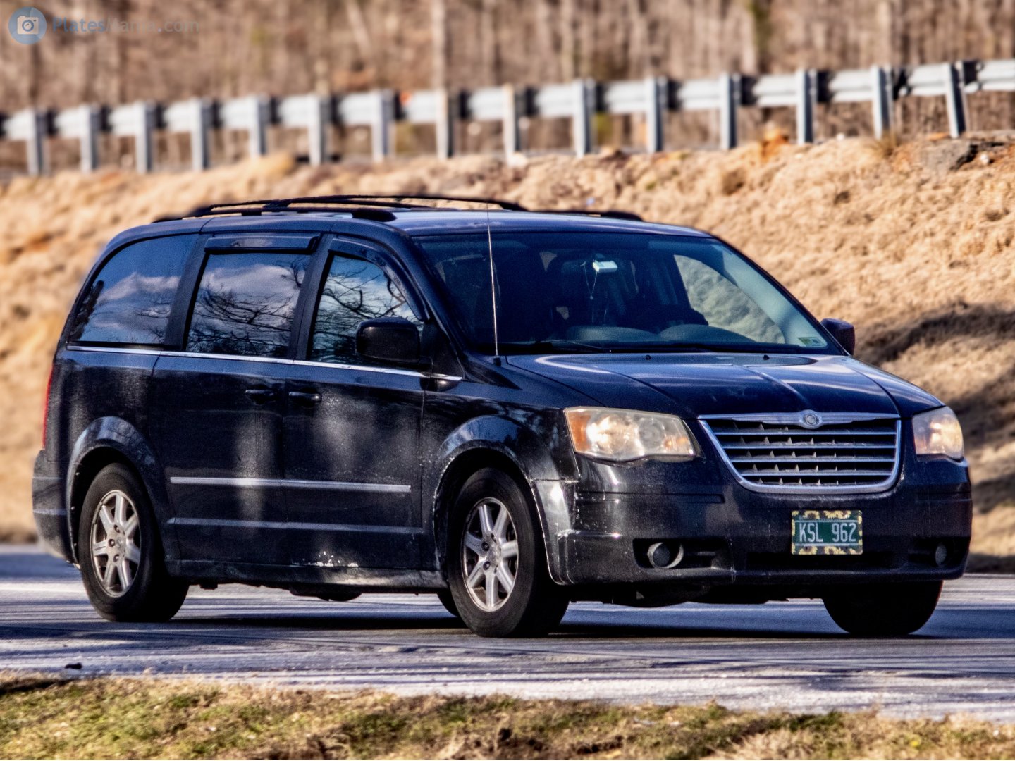 KSL 962, Chrysler Town&Country 5th gen Minivan (RT), 2007–2010