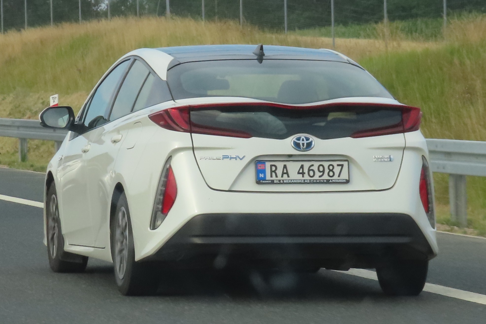 RA 46987, Toyota Prius 4th gen PHV/Prime (ZVW52/ZVW50L), 2016–2022