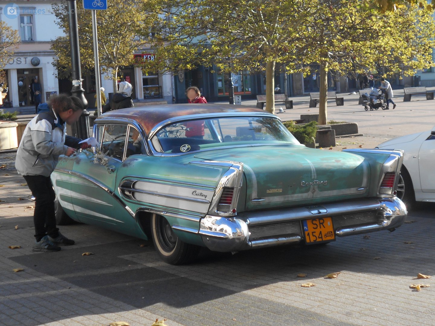 SR 154, Buick Century 2nd gen (Riviera) 2-door Hardtop (66R; B-body), 4th facelift, 1957–1958