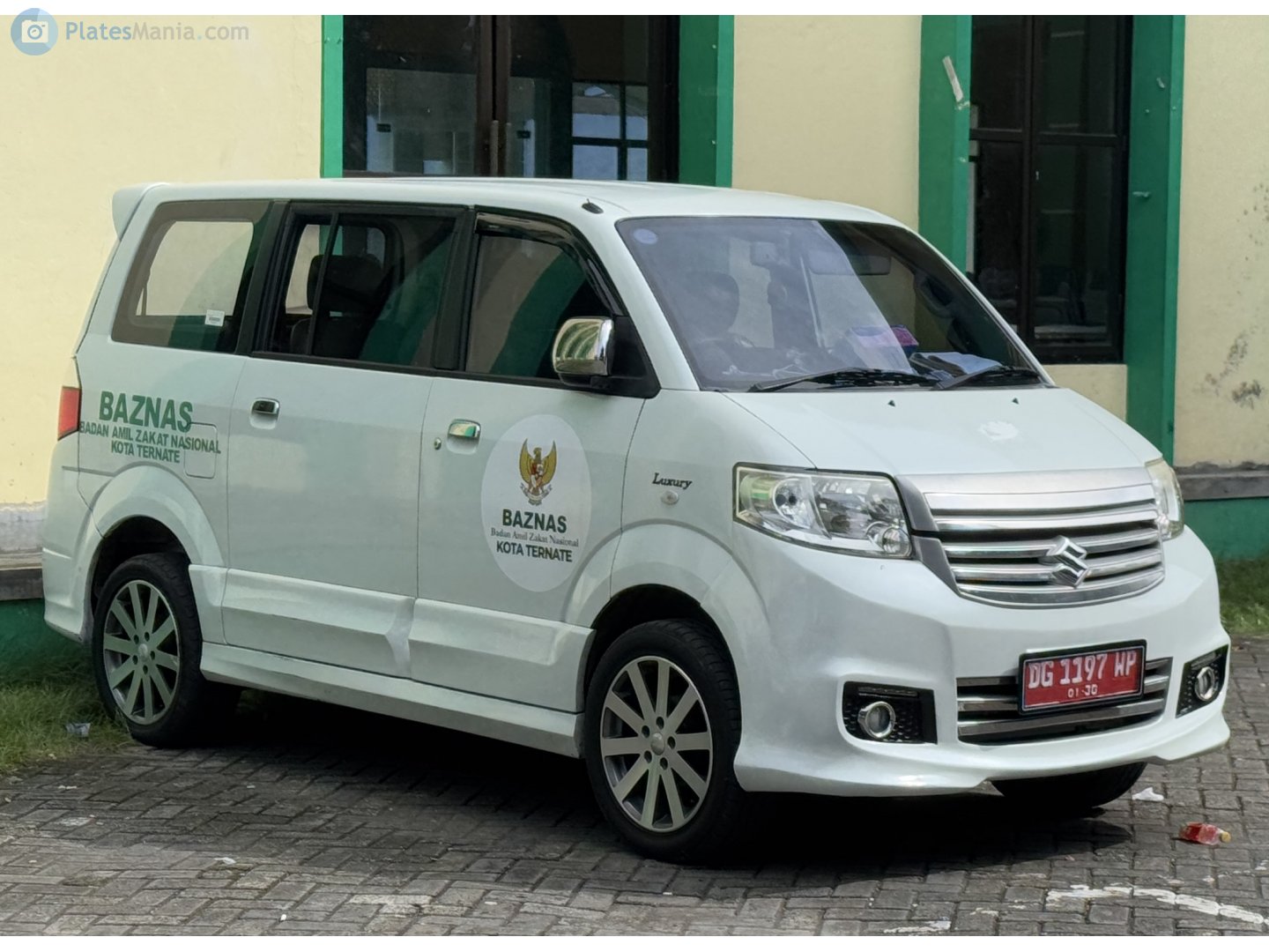 DG 1197 WP, Suzuki APV 1st gen Luxury (DN), 2009–