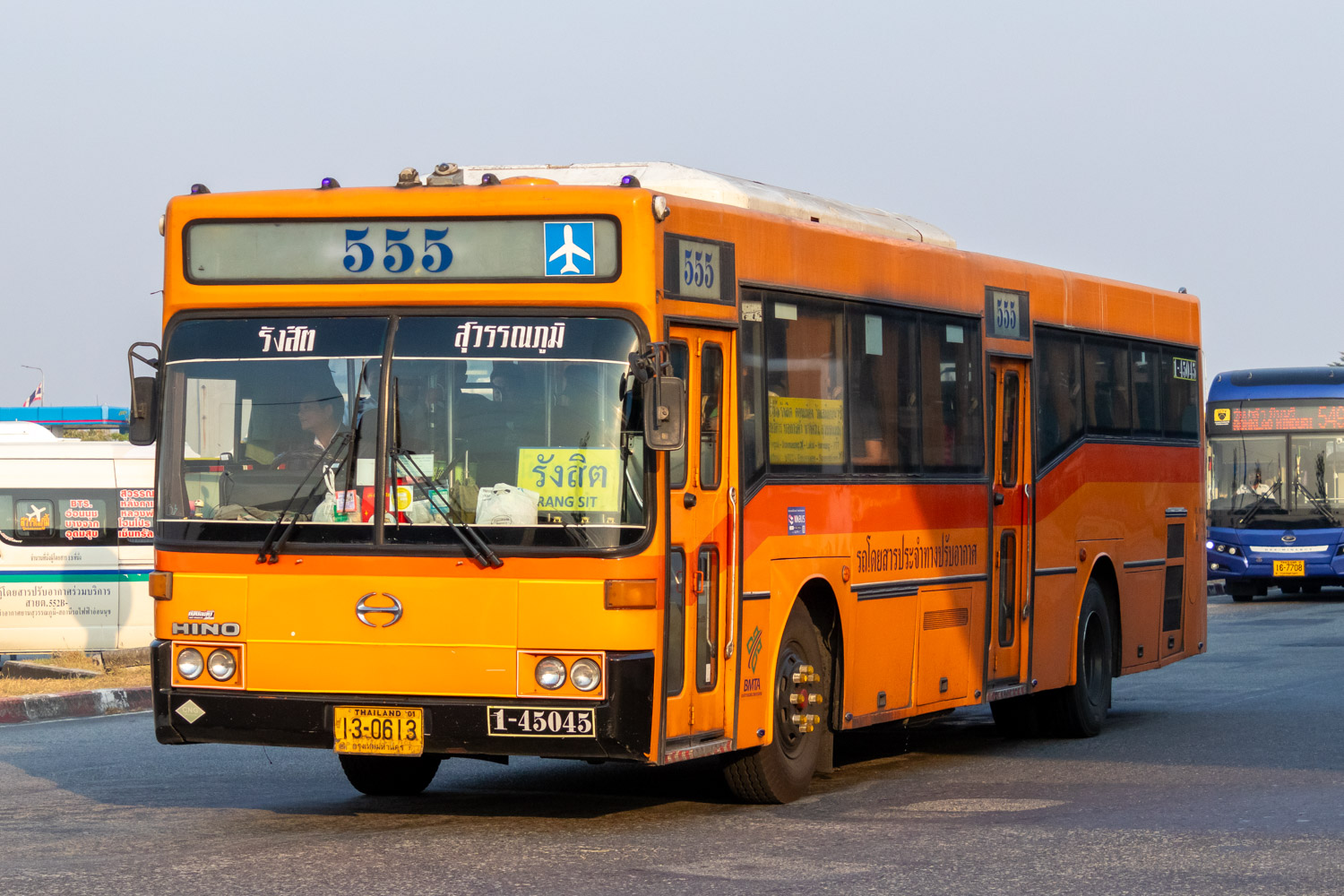 13-0613, Thonburi Bus Body Hino RU1J 