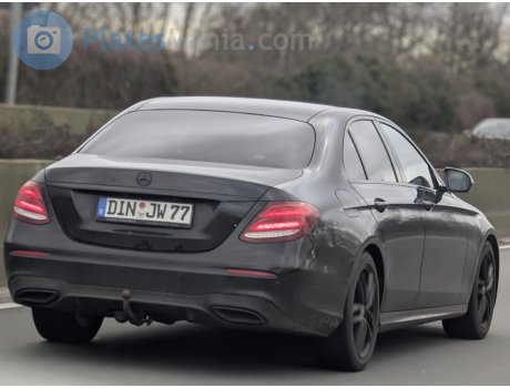 DIN JW 77, Mercedes-Benz E-Klasse