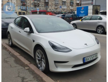 AA 5769 YB, Tesla Model 3