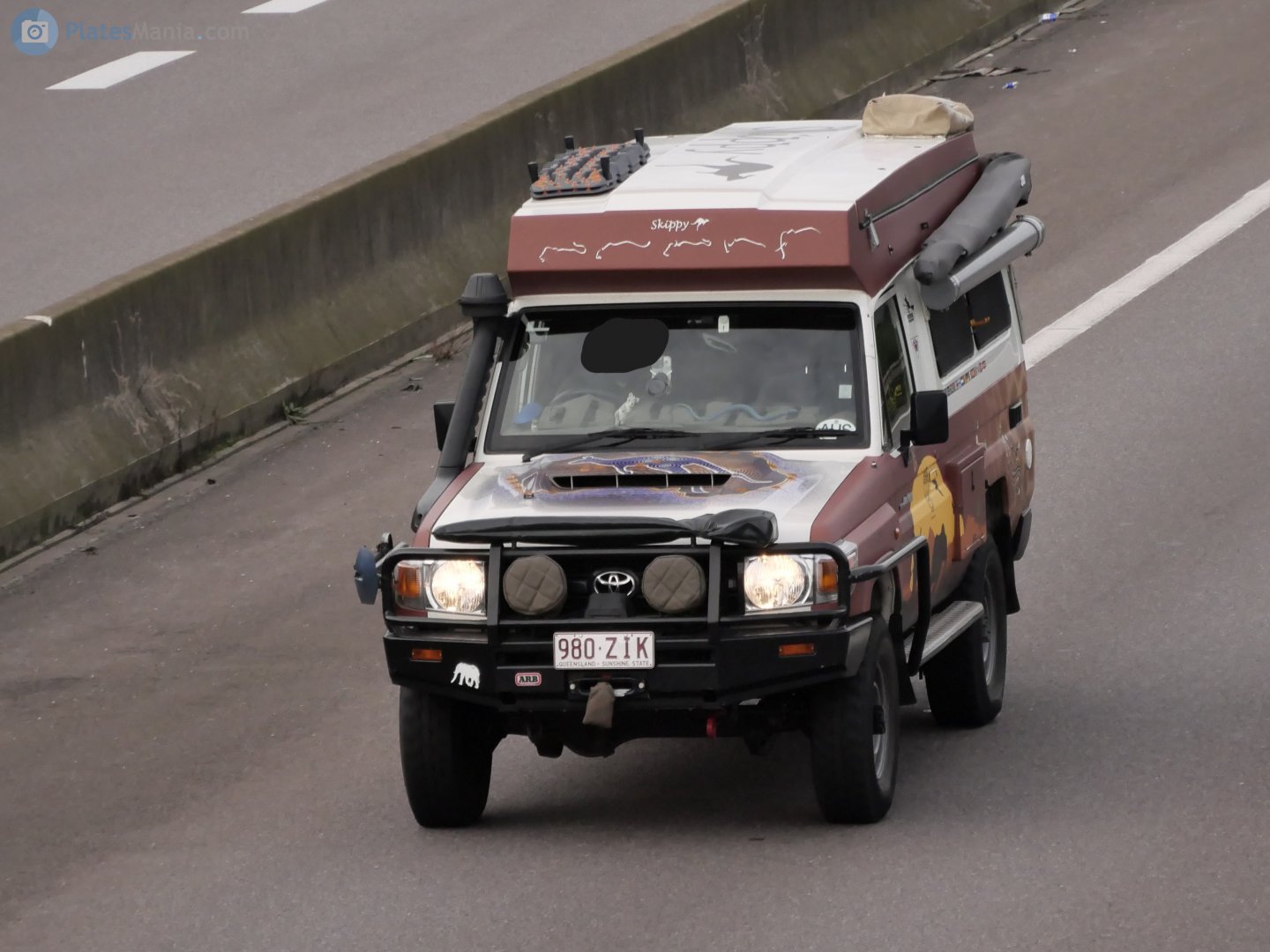 980-ZIK, Toyota Land Cruiser 70 3-door Troop Carrier (J78), 1st facelift, 2007–2023