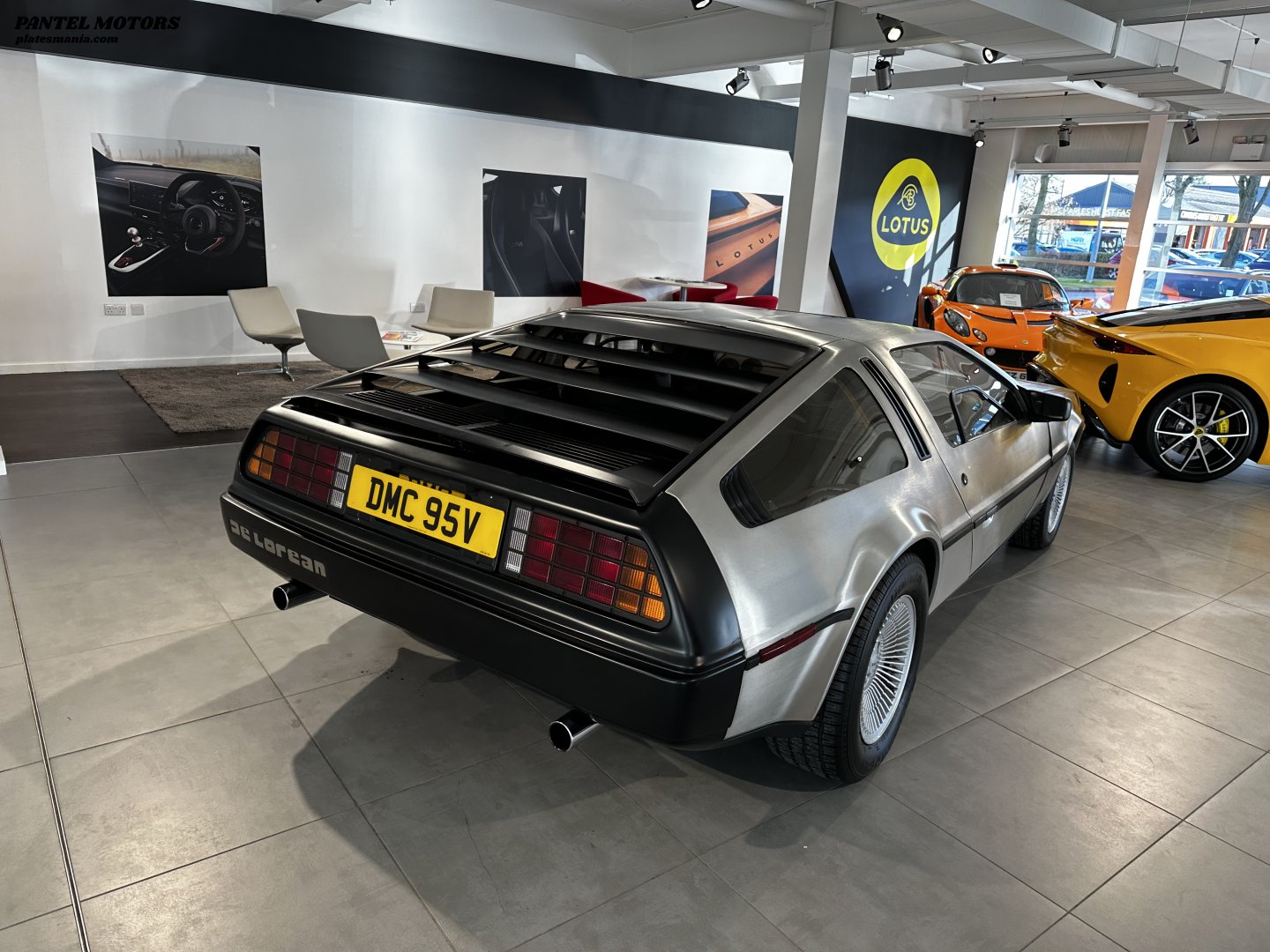 DMC95V, DeLorean Motor Company DMC-12 