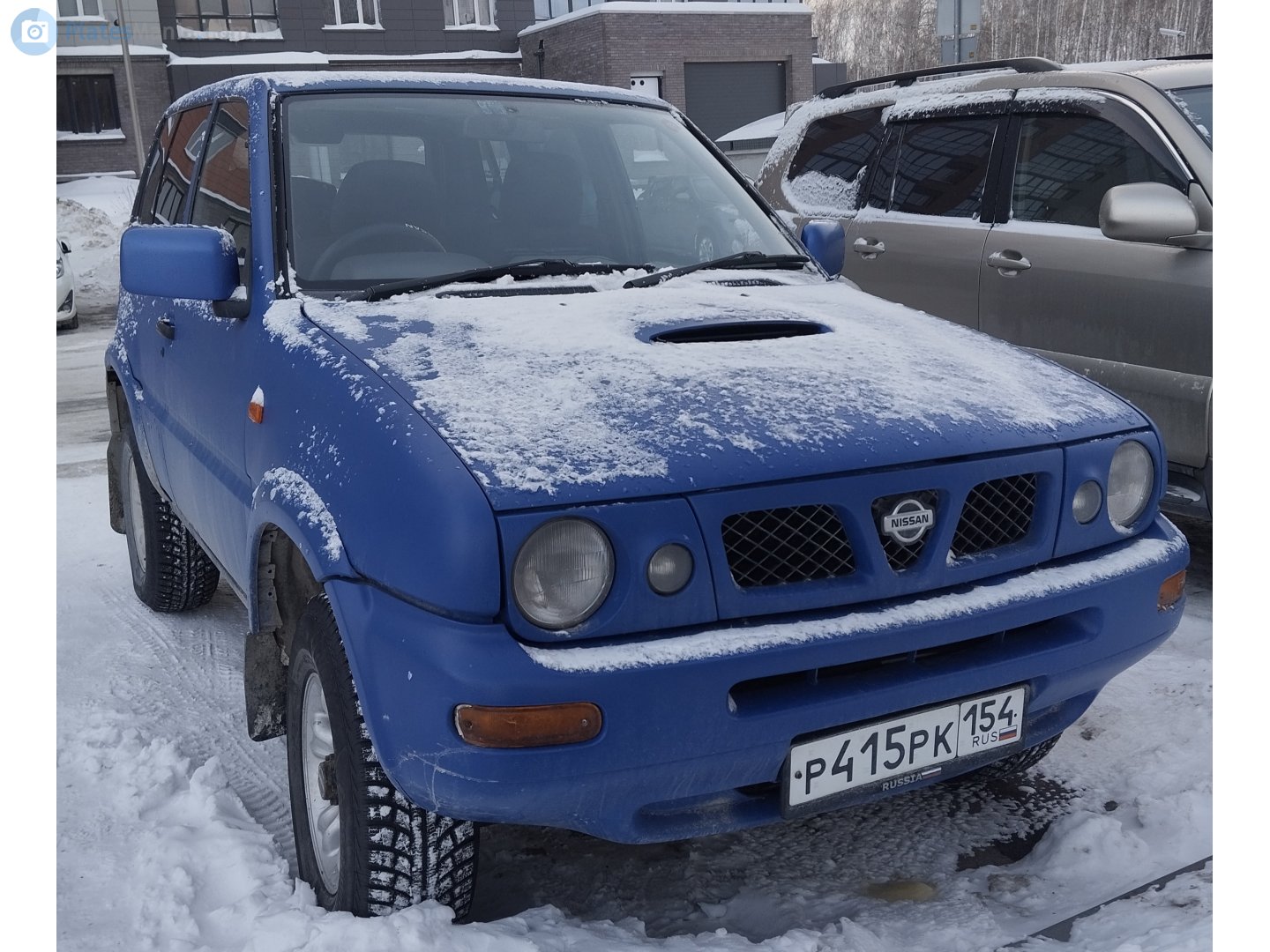 р 415 рк 154, Nissan Mistral 1st gen 3-door SUV (R20; JP-market), 1995–1998