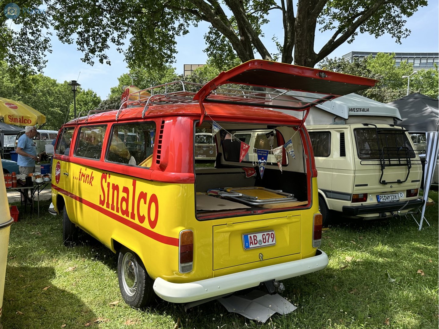 AB 079, Volkswagen Bus 2nd gen Bus/Kombi Van  (T2a), 1967–1972