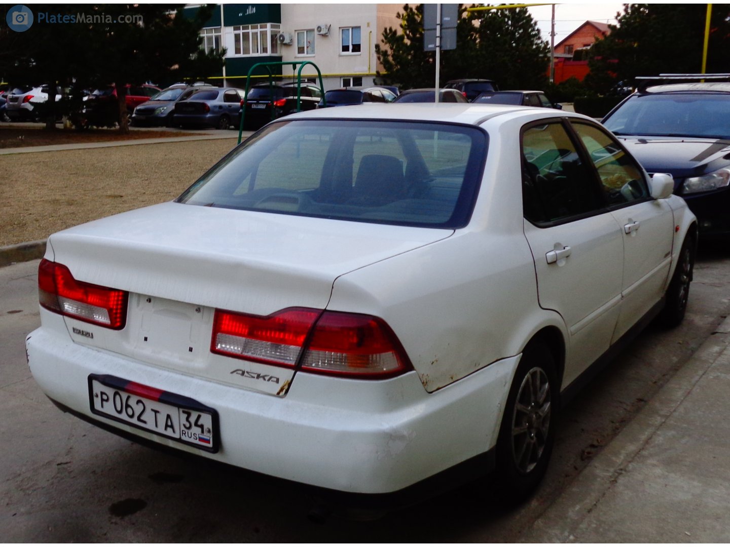 р 062 та 34, Isuzu Aska 4th gen (CJ2/CJ3), 1998–2002 (rebadged Honda Accord)