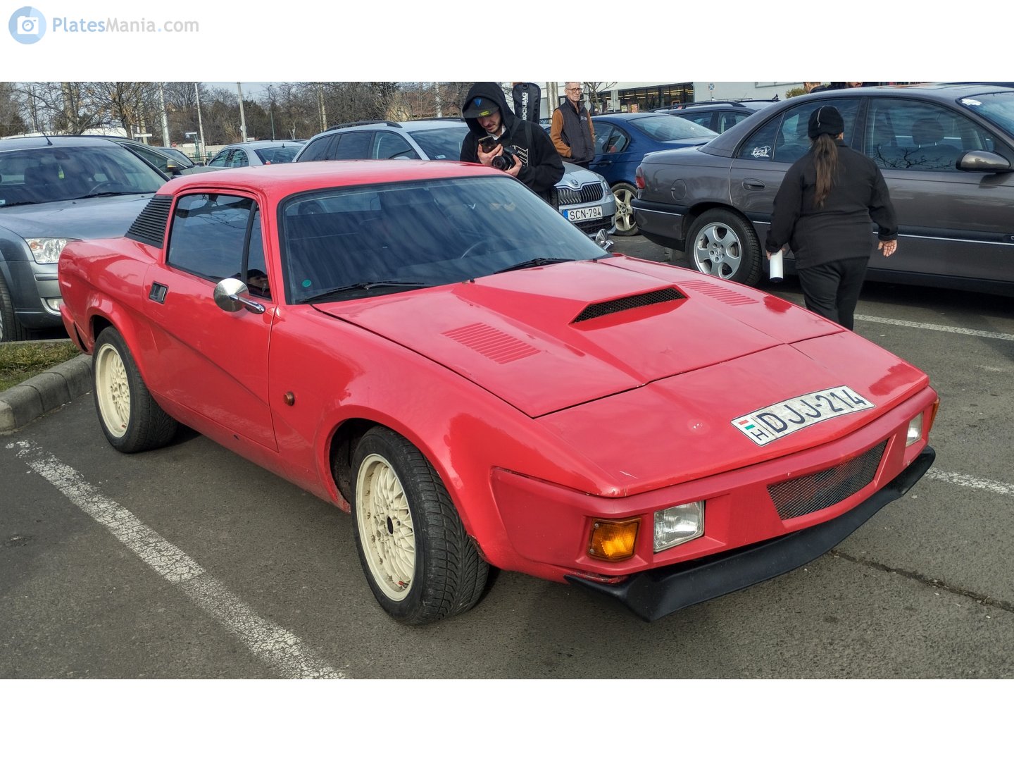 DJJ-214, Triumph TR7 