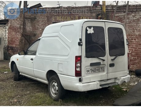 м140уе93, Nissan Sunny Van