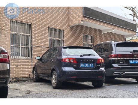沪C·6U7W7, Buick Excelle