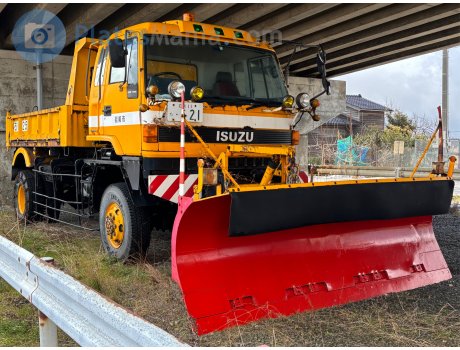 石川 11 た 621, Isuzu 810