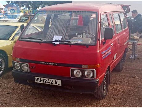 MU 1242 AL, Nissan Vanette