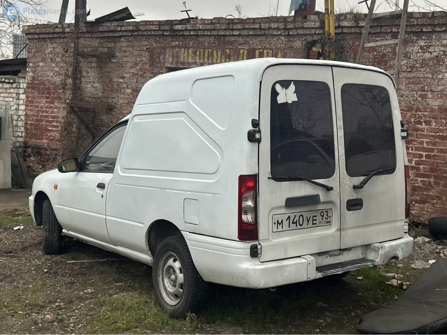 м 140 уе 93, Nissan Sunny Van 5th gen (Y10L), 1992–2000