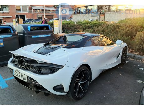 5009 MNW, McLaren 750S