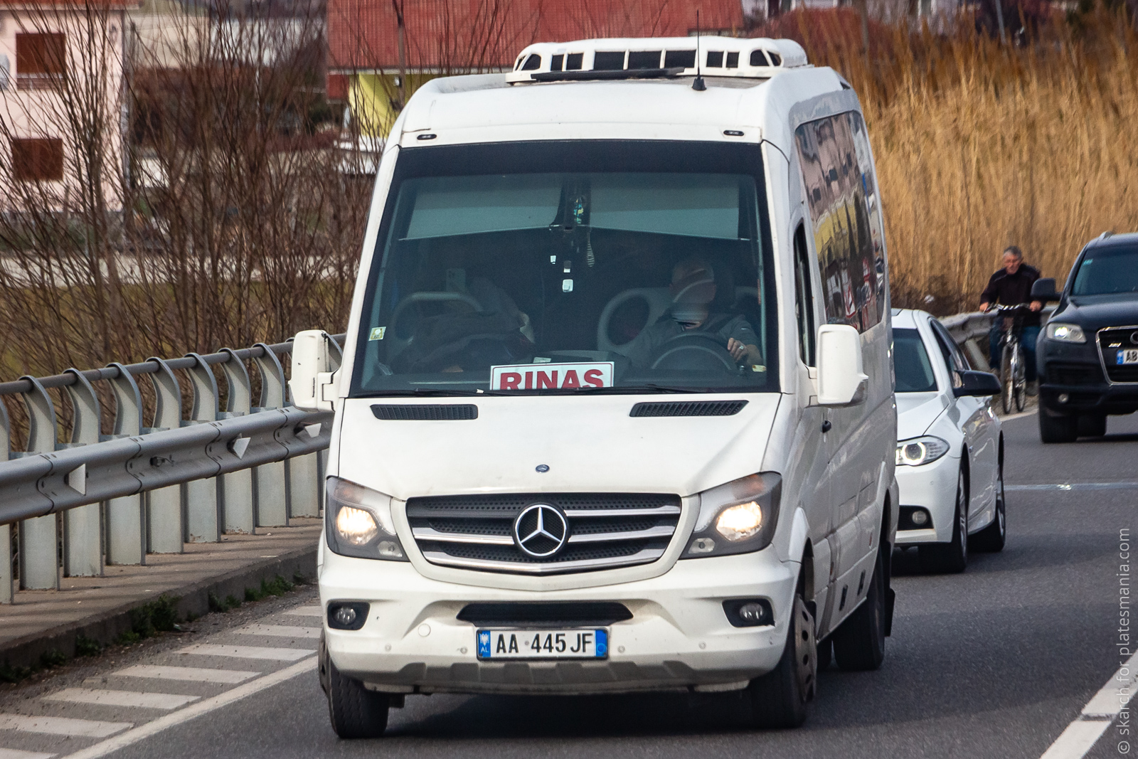 AA 445 JF, Omnibus Trading Sunset 