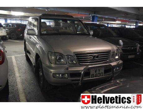 VY 8400, Toyota Land Cruiser Cygnus
