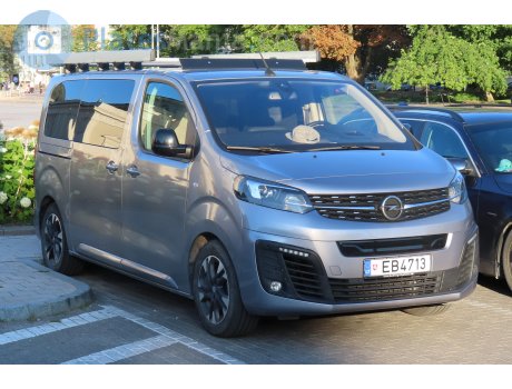 EB4713, Opel Zafira Life