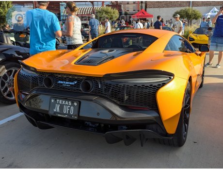 JK UFO, McLaren Artura