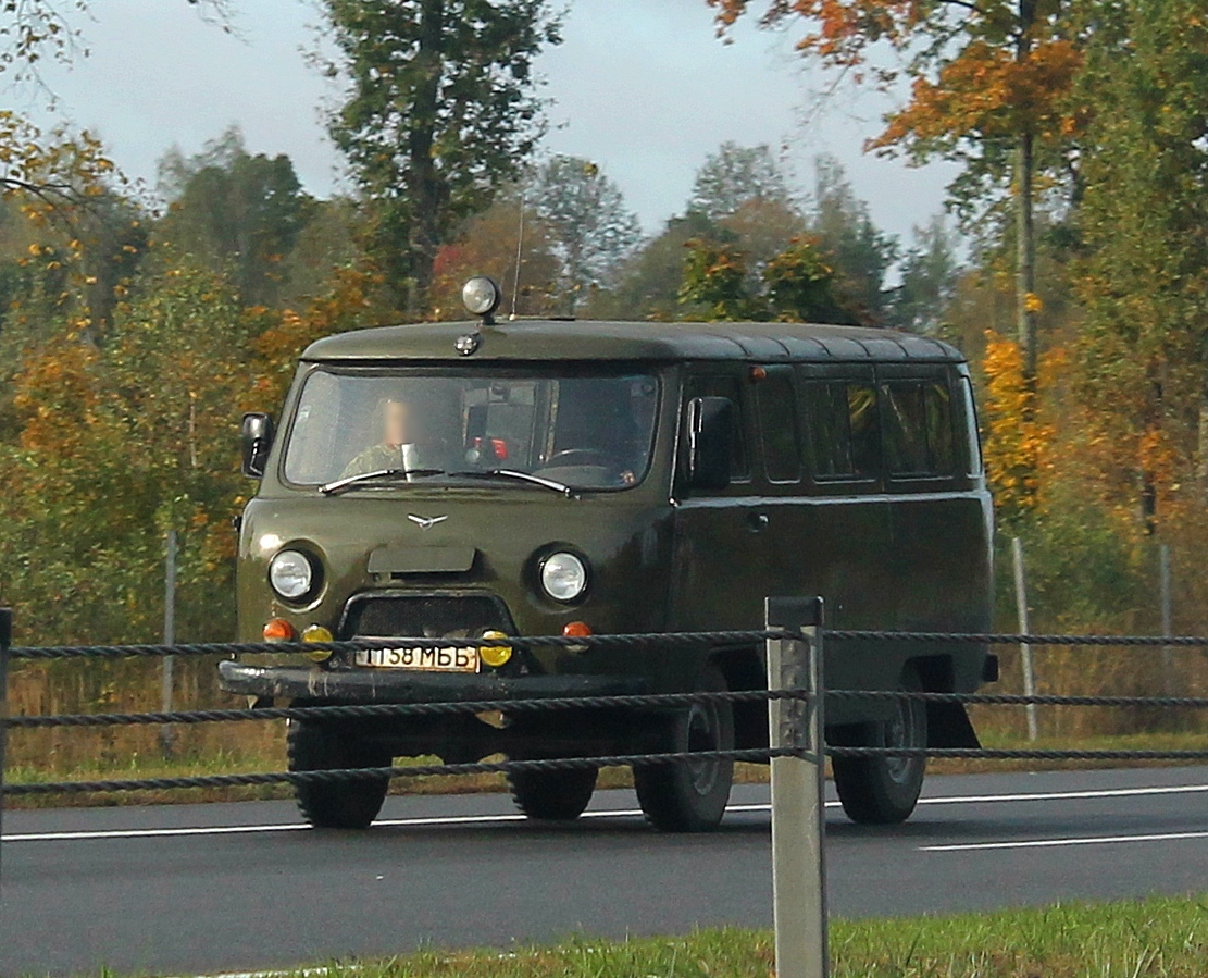 1158 МББ, UAZ 452 452А/3962/3741 Glassed Van, 1965–