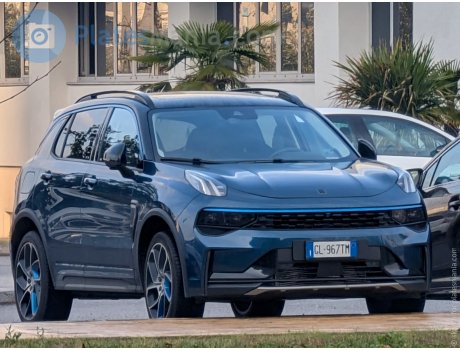 GL 967 TM, Lynk & Co 01