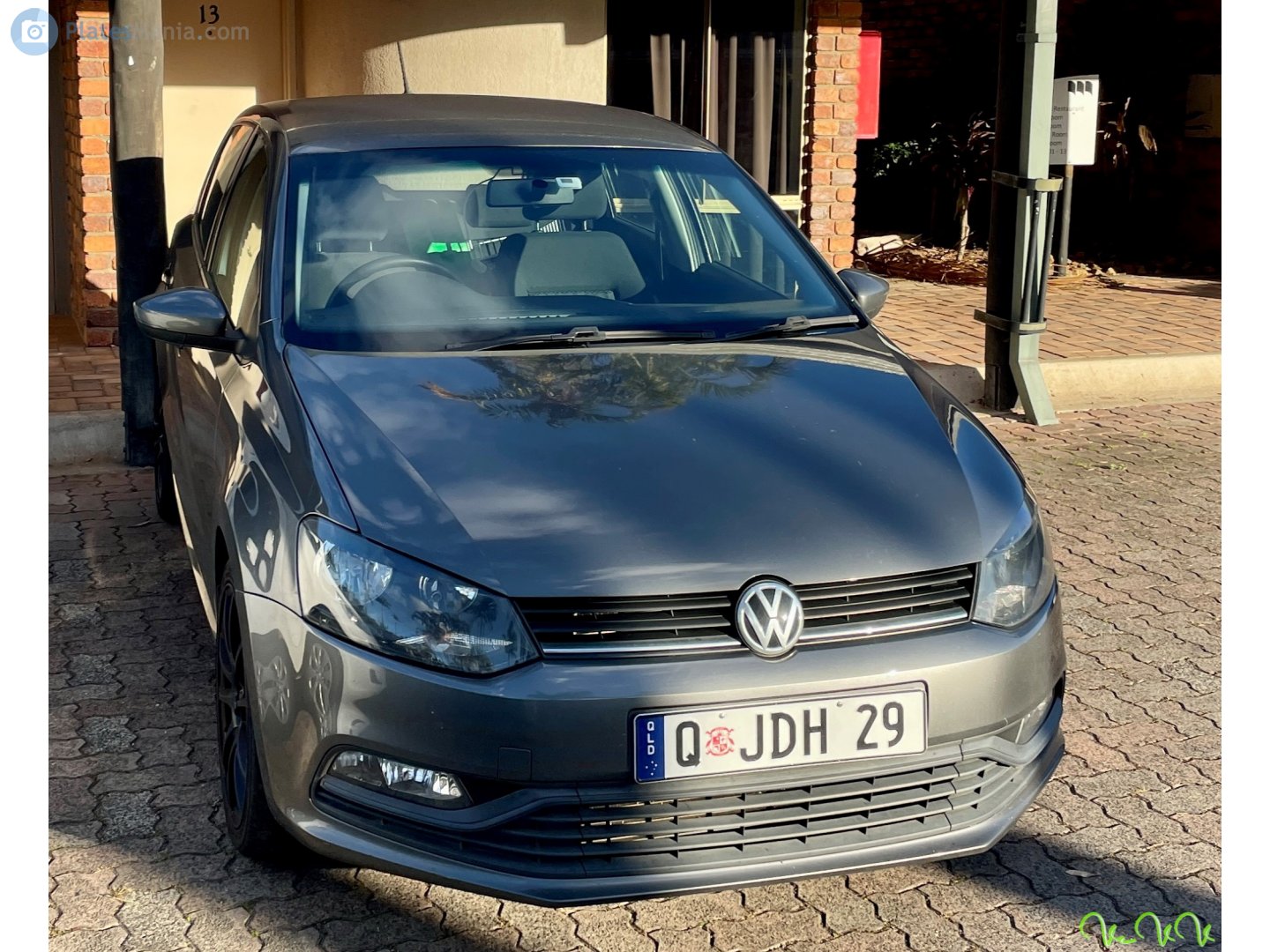 Q JDH 29, Volkswagen Polo 5th gen 5-door Hatch (6C), 1st facelift, 2014–2019