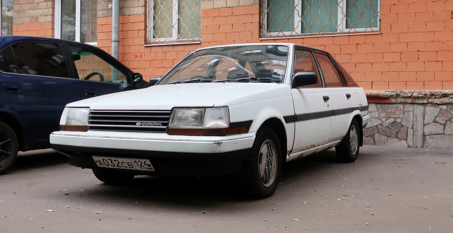 а 032 св 124, Toyota Corona 8th gen Liftback (T150), 1983–1989