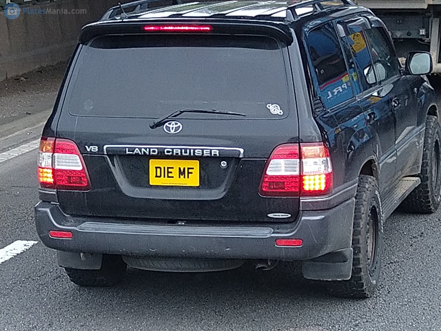 D1EMF, Toyota Land Cruiser 100 (J100), 1998–2007