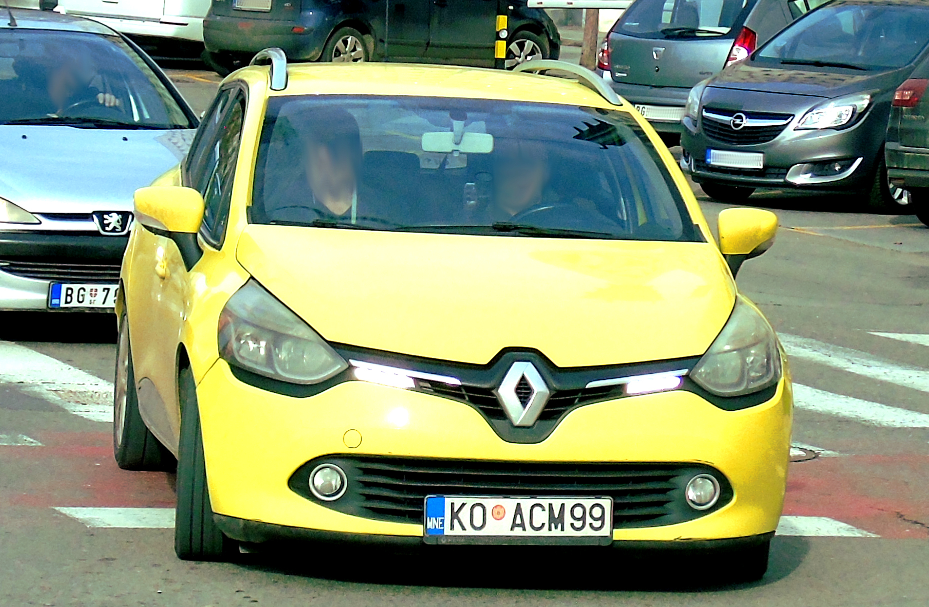 KO ACM99, Renault Clio 4th gen Grandtour Wagon (K98), 2013–2020