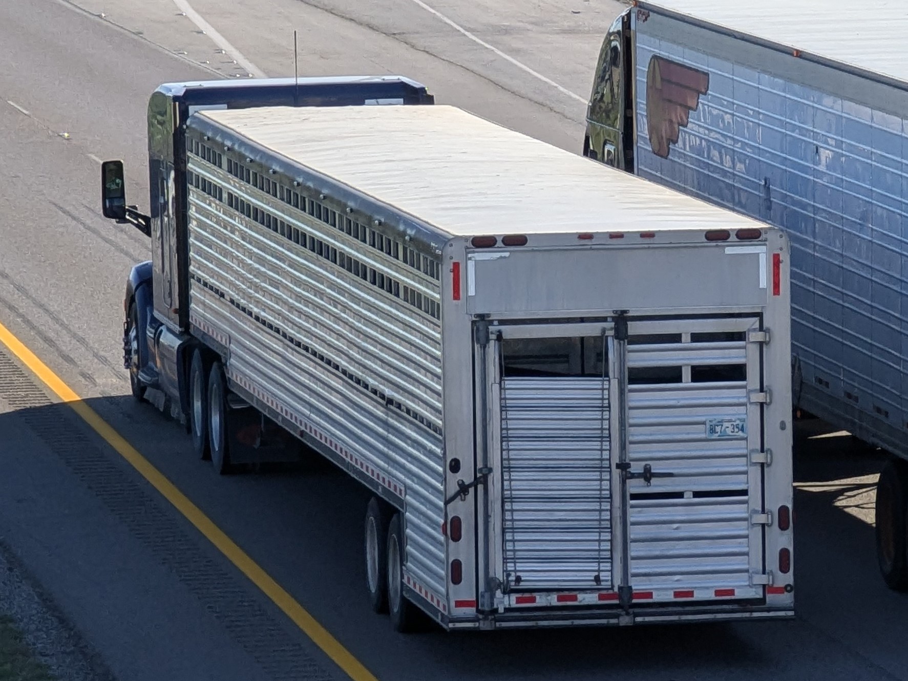 8C7-354, Coml Truck (XXX-XXX) 